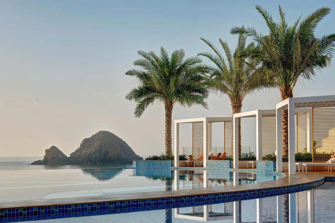 Royal M Al Aqah Beach Resort By Gewan Exterior foto The View, The Palm