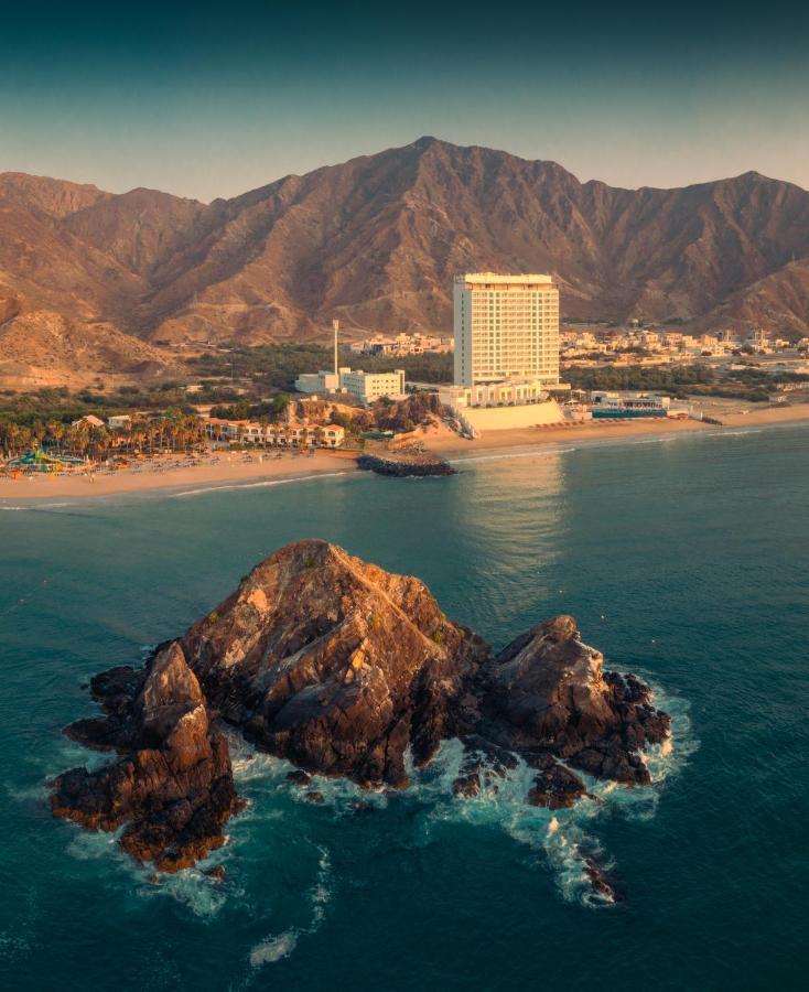 Royal M Al Aqah Beach Resort By Gewan Exterior foto The Gulf of Oman